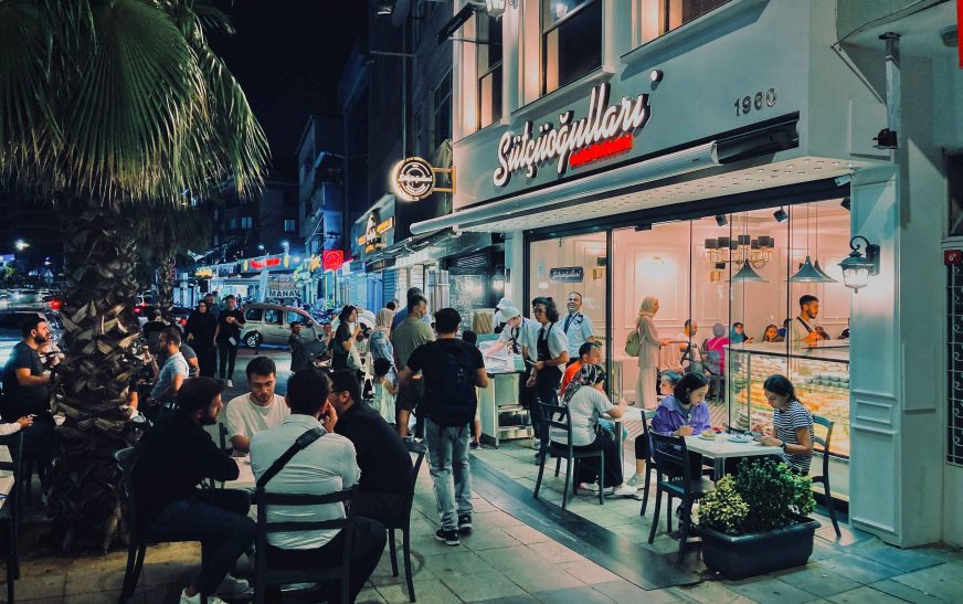 Why Choosing a Restaurant Turkish Near Me Makes Sense