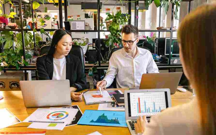 5 Benefits Of Working With An SEO Marketing Company Near Me